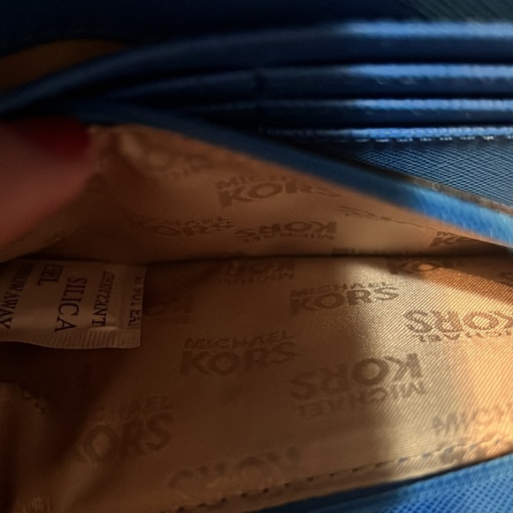 NWOT…Michael Kors Mimi Large Bifold Wallet blue - Picture 7 of 9